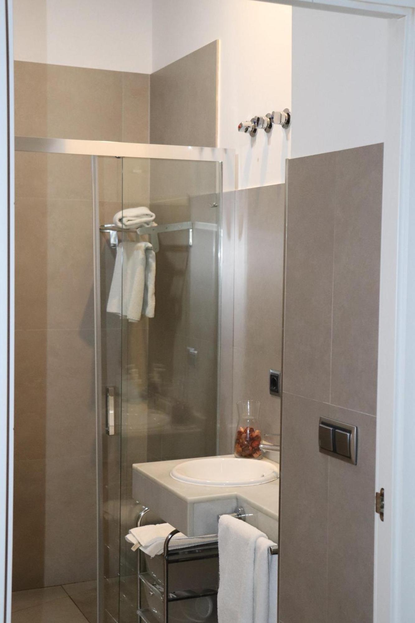Apartamentos Reyes Catolicos 14 Seville Ngoại thất bức ảnh